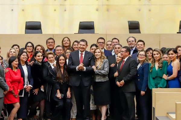 Congreso reconoce avances en Primer Informe de Alejandro Armenta