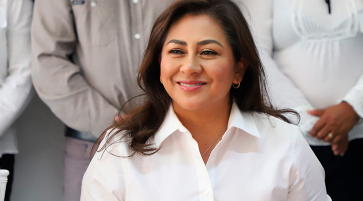 Nadia Navarro asume dirigencia del PSI