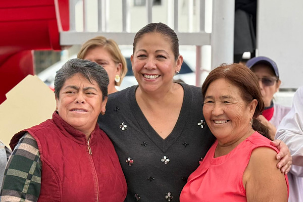 Obra Comunitaria transforma Puebla desde lo local, destaca Laura Artemisa