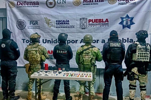 Fuerzas de seguridad efectúan revisión en penal de San Pedro Cholula