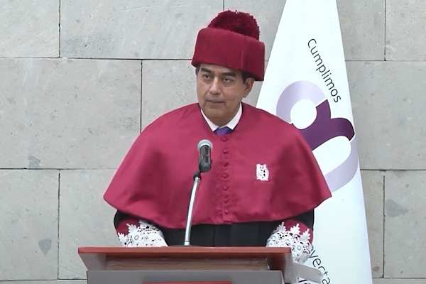 Sergio Salomón Céspedes recibe Doctorado Honoris Causa del IPN
