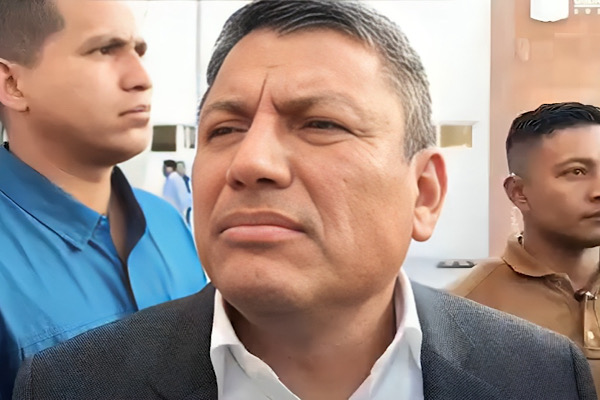 SSP tomaría el control de la seguridad en Tianguismanalco, por denuncias contra elementos 