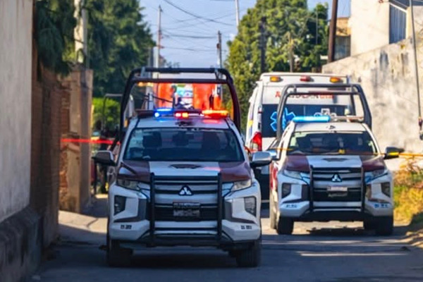 Abaten a dos presuntos delincuentes y detienen otro, tras enfrentamiento en Juan C. Bonilla