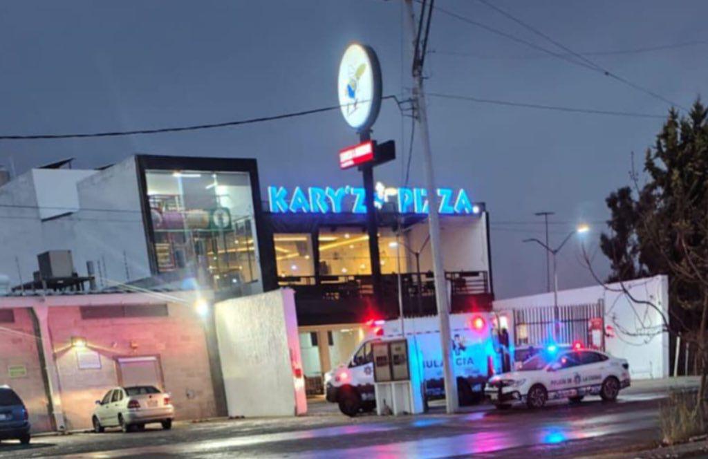 Mujer resulta herida con arma blanca mientras estaba en una pizzería