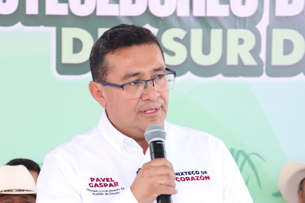 Fortalece Pável Gaspar diálogo con productores cañeros del sur del estado