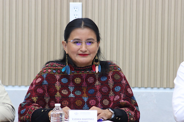 Propone la diputada Esther Martínez proteger bordados y textiles tradicionales como Patrimonio Cultural Intangible de Puebla 