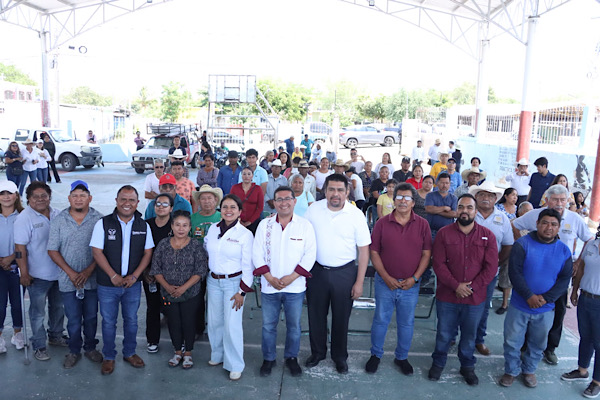 Pável Gaspar impulsa el desarrollo de la Mixteca poblana con gestión de Obra Comunitaria y diálogo social