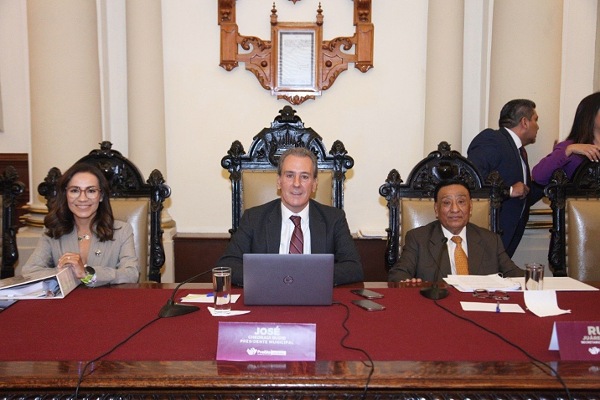 Cabildo de Puebla aprueba crédito por 440 millones de pesos; se pagará en julio del 2027