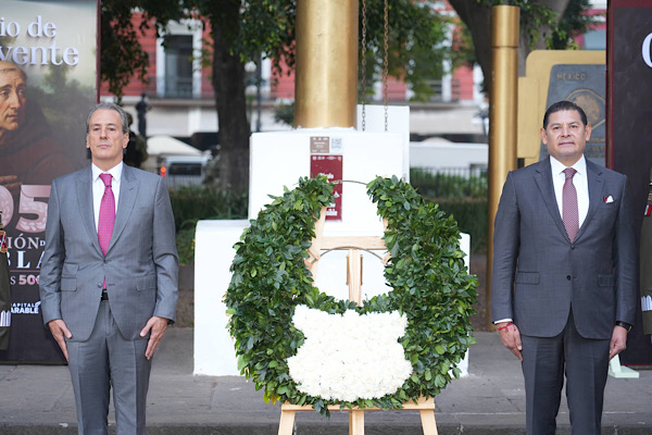 Encabezan Armenta y Chedraui ceremonia por aniversario 495 de Puebla