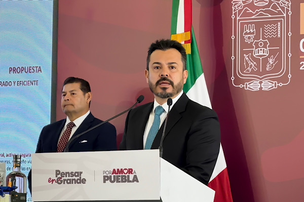 Cablebús contaminará menos y solo impactará a 97 árboles: Coordinador de Gabinete