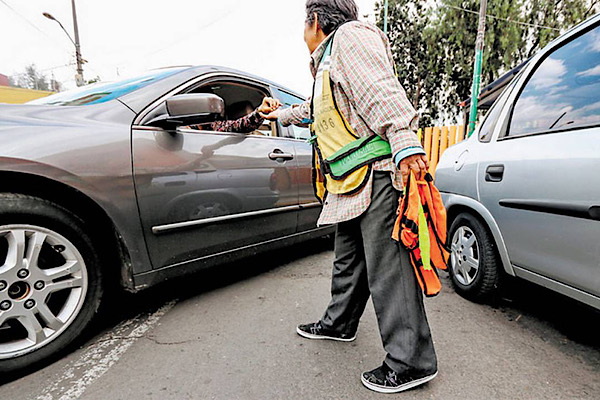 Impedirán abusos de los franeleros en inmediaciones de la Feria de Puebla