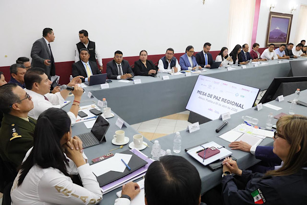 Encabeza gobernador Alejandro Armenta mesa de paz en microrregión 21