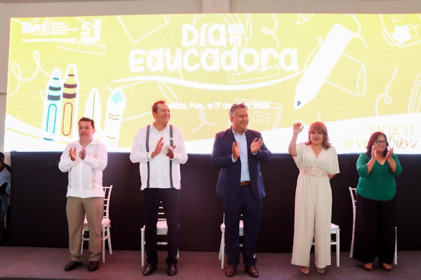 SNTE 51 reconoce a las educadoras como pilar de la formación académica en Puebla