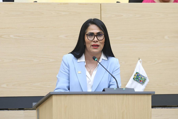Promueve Fedrha Suriano iniciativa para ampliar la licencia de paternidad a 12 semanas con goce de sueldo