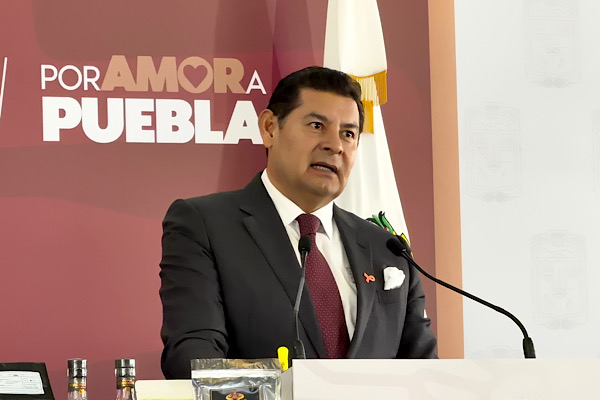 Programas sociales son un derecho: gobernador Armenta