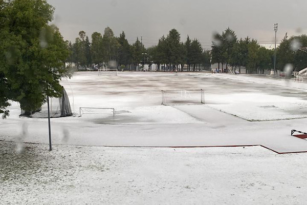Granizada cubre diferentes áreas deportivas; PC atendió reportes
