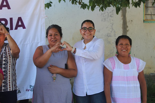 Junto al pueblo, Guadalupe Vargas impulsa obras que transforman comunidades de Xicotepec