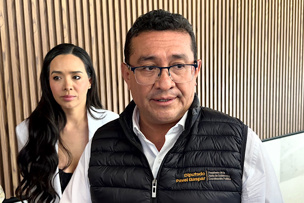 Pavel Gaspar respalda a Morena tras iniciar proceso a edil de Chignahuapan