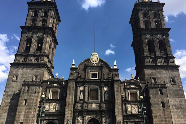 Arquidiócesis de Puebla rechaza iniciativa de infancias trans, pide diálogo amplio al Congreso