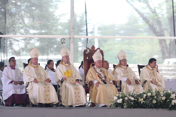 Celebran Jubileo Sacerdotal del arzobispo de Puebla Víctor Sánchez Espinosa