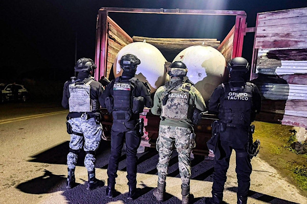 Gobierno estatal y fuerzas de seguridad recuperan cerca de 10 mil litros hidrocarburo robado