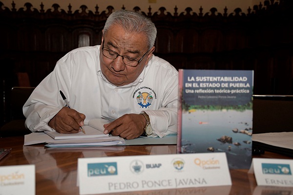 Presentan en Paraninfo de la BUAP el libro “La sustentabilidad en el Estado de Puebla