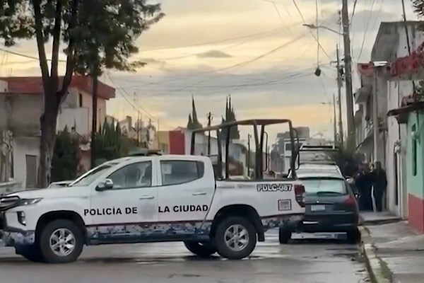 Investigan posible feminicidio tras hallazgo de una mujer sin vida en la colonia 10 de Mayo