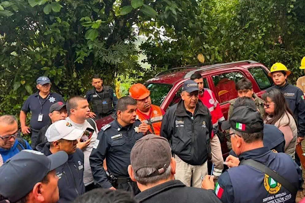 Sin condiciones para rescatar los cuerpos atrapados en gruta de Cuetzalan: Segob