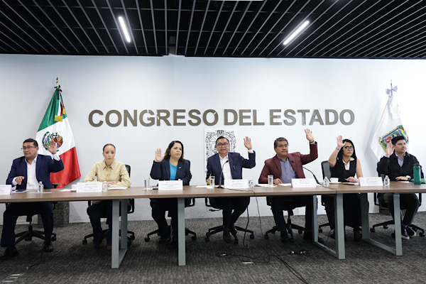 Avala Comisión del Congreso reformas a la Constitución en materia municipal, electoral y judicial