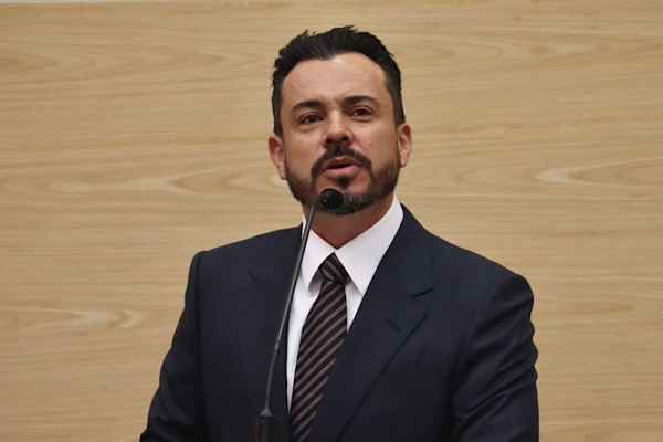 Sistema de Transporte por Cable contribuirá a una movilidad más eficiente, sostenible e incluyente: José Luis García Parra al comparecer en el Congreso