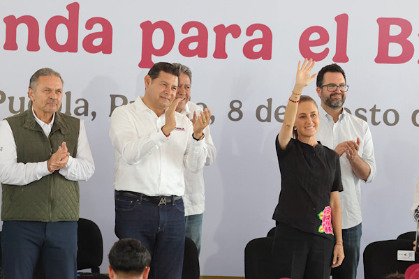 Claudia Sheinbaum cumple al mil por ciento con Puebla: Armenta