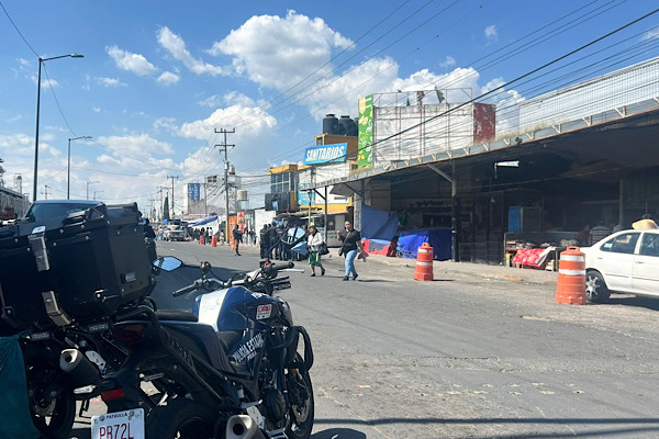 Dos personas resultaron lesionadas por arma de fuego en el Mercado Hidalgo