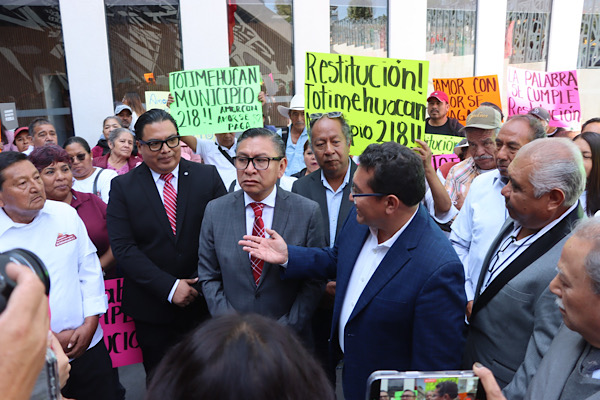 Recibe Congreso del Estado solicitud para que San Francisco Totimehuacán se convierta en municipio