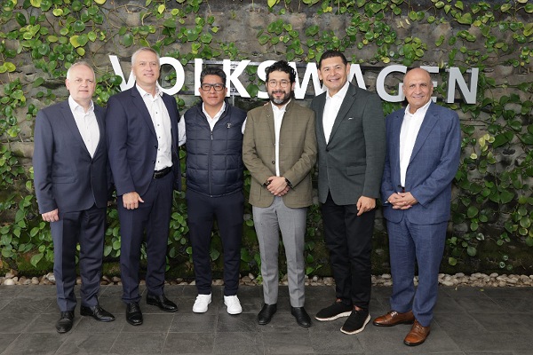 Gobierno Federal y Gobierno Estatal contribuyen en conciliación entre empresa y sindicato de VW