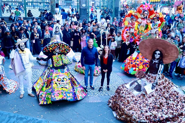 Realiza Gobierno de Pepe Chedraui activación física musicalizada masiva con motivo del Día de Muertos