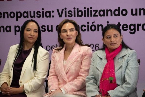 Realizan en el Congreso del Estado conversatorio sobre menopausia y su atención integral